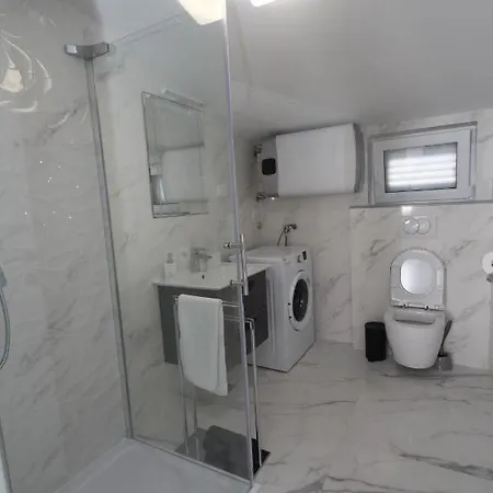 Luxury Navi Apartman Podstrana