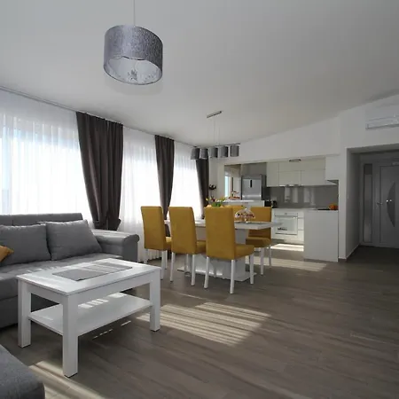 Apartment Luxury Navi